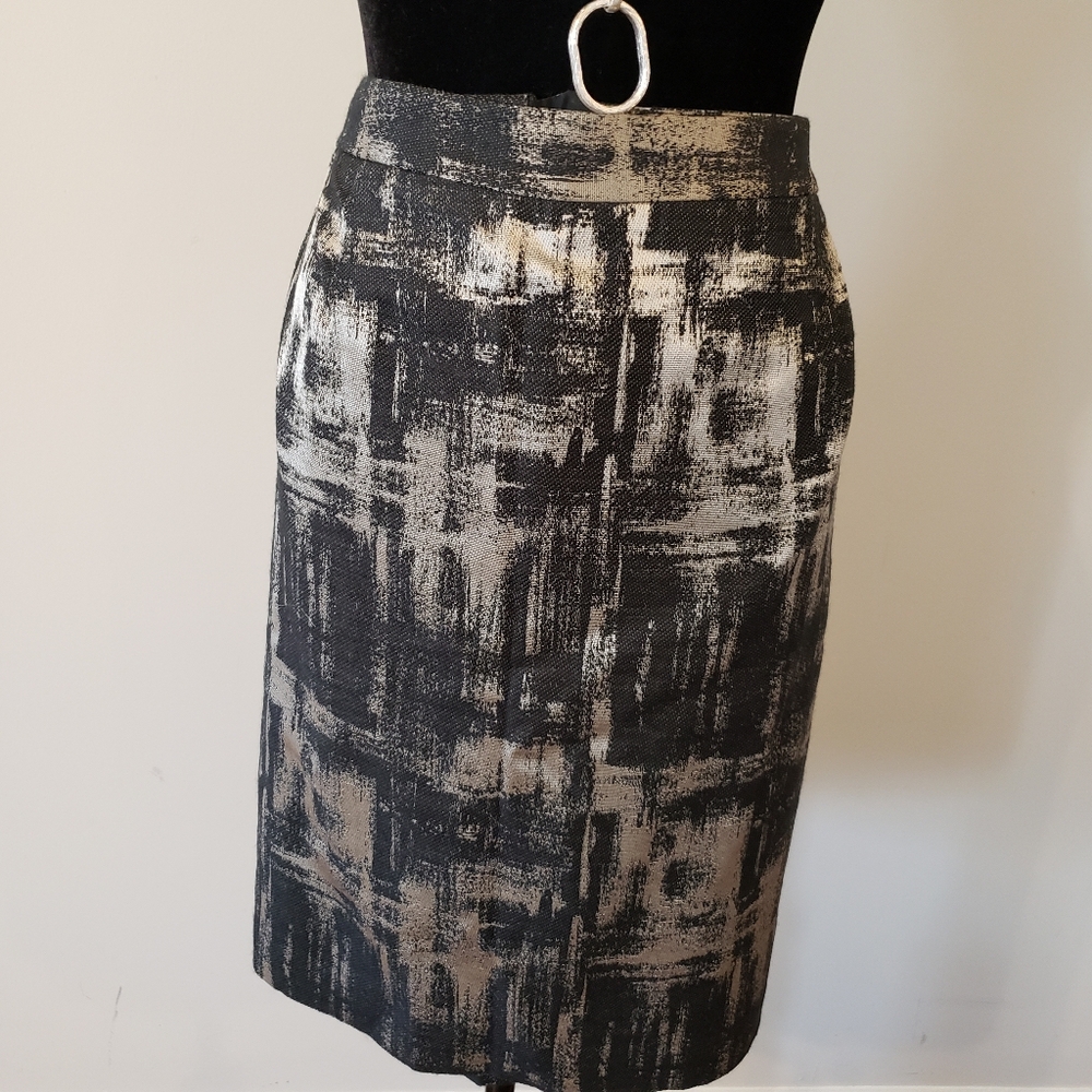 Elegant Black and Gray Women's Skirt By Talbots